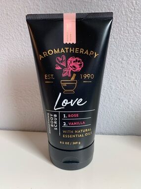 Bath & Body Works Aromatherapy Love Body Scrub